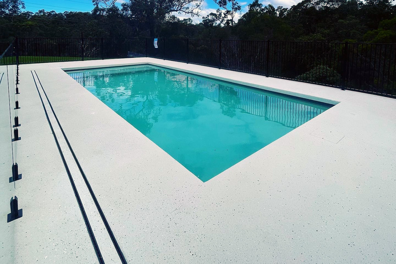 modern concrete pool surrounds gold coast